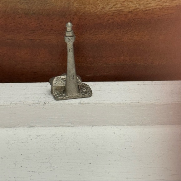 Cuteri Pewter Miniature Figure Lighthouse Engraved Vintage - Picture 3 of 8